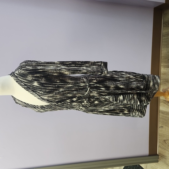 BCBG wrap dress - Picture 7 of 12